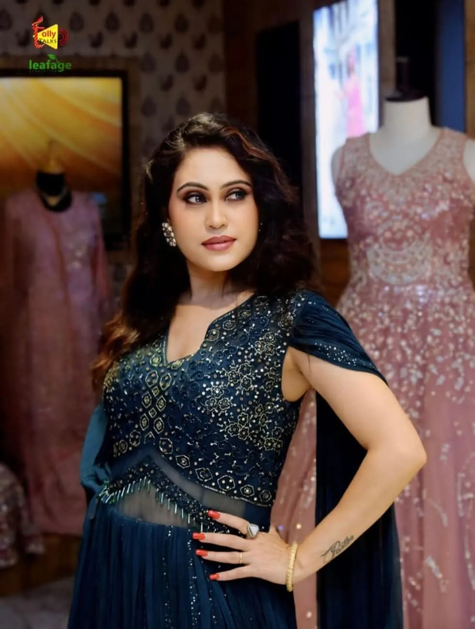 Navy boutique fashion editorial look